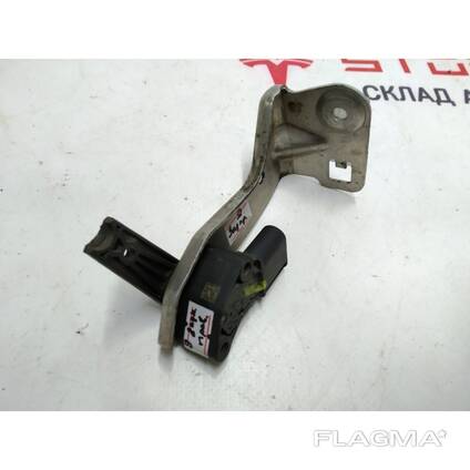 Sitzlehne 2. Reihe einzeln (PUR BLK) Tesla Modell 3 1455036-S3-B