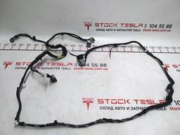 1032881-70-F Tesla Modell X Verkabelung der oberen linken Türverkleidung hinten 1032881-00