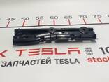 11008372-00-E Ablassrohrhalterung rechts Tesla Modell S, Modell S REST 1008372-00-E - photo 2