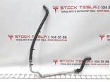 11028527-00-B Tesla Modell S Hauptbatterie-Kühlmittelschlauch 1028527-00-B - photo 1