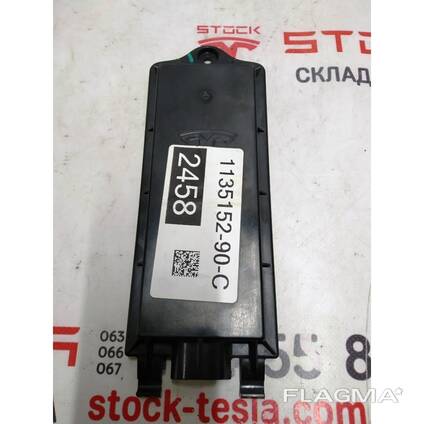 11047043-00-D Abdeckung für Box mit pneumatischen Steuergeräten Tesla Modell X 1047043-00-