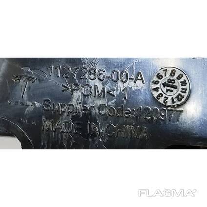 1133293-00-B Tesla Modell X hintere Türschlossabdeckung 1133293-00-C