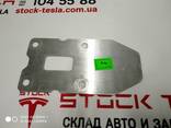 21017658-00-A Plattenfernbedienung / Verstärker T = 1,0 MM Tesla Modell S 1017658-00-A - photo 1